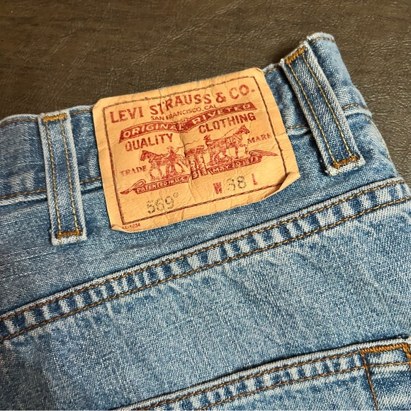 Levi's Light Blue Denim Shorts - Picture 6 of 10